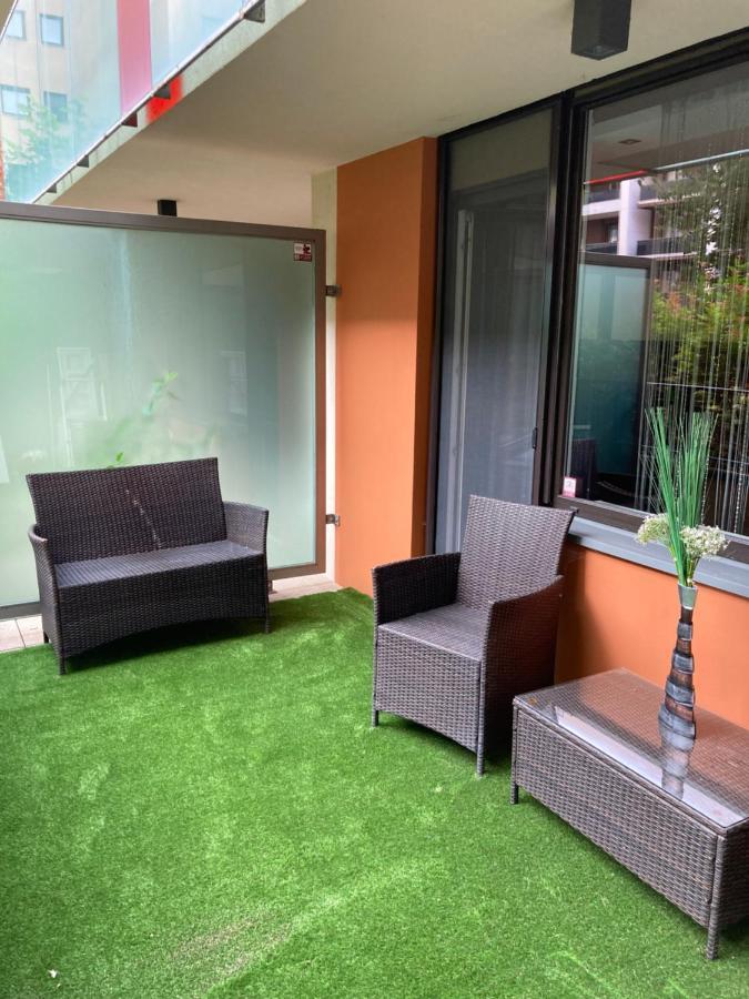 Corvin Luxury White Apartment Budapest Bagian luar foto